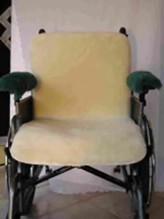 Hospital Wool Fleece Wheelchair Seat Pad: 18" x 20": F103A